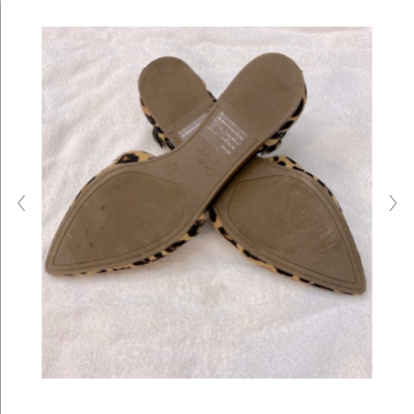Vintage leopard print flats. - Picture 3 of 4